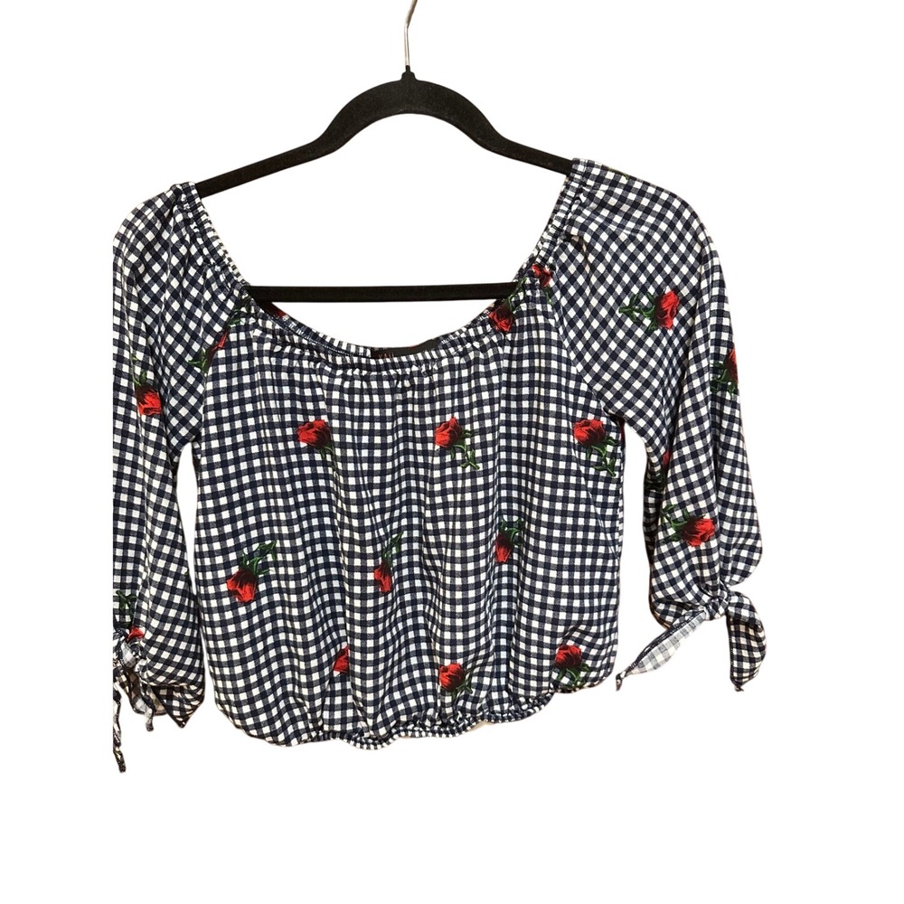 KAII Los Angeles Gingham Rose Embroidered Off Shoulder Crop Top Navy White Small